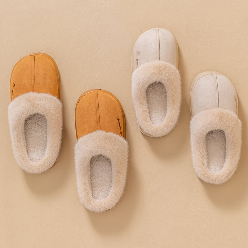 Chaussons Pilou camel et crème vus de dessus
